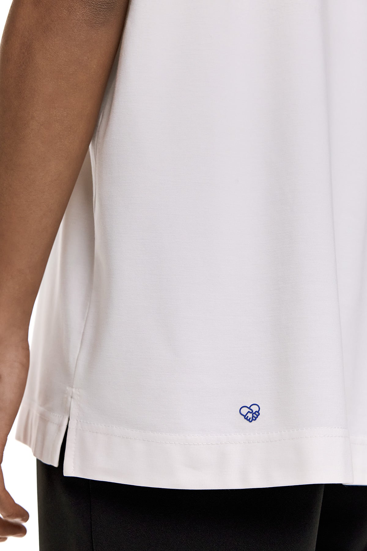 Minimal Tee