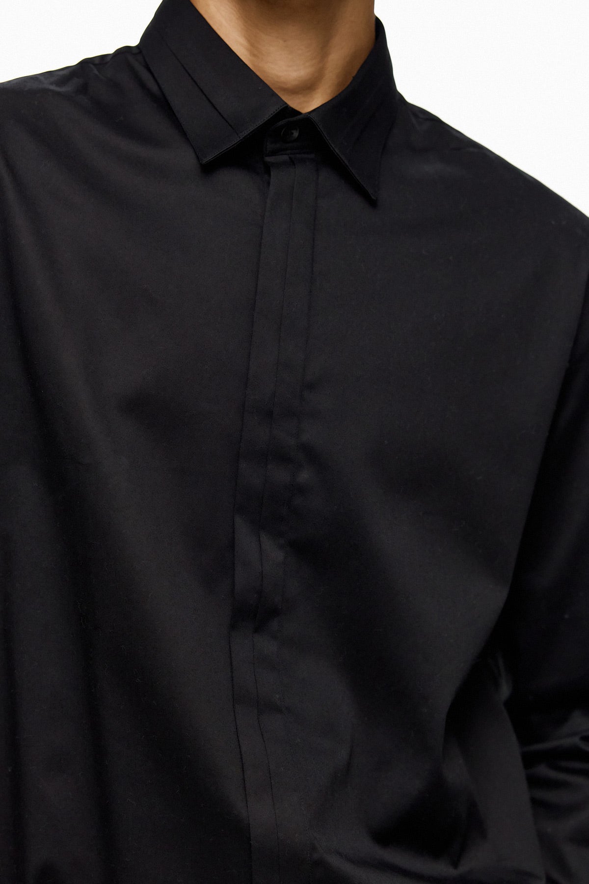 Regular Fit Essential Shirt