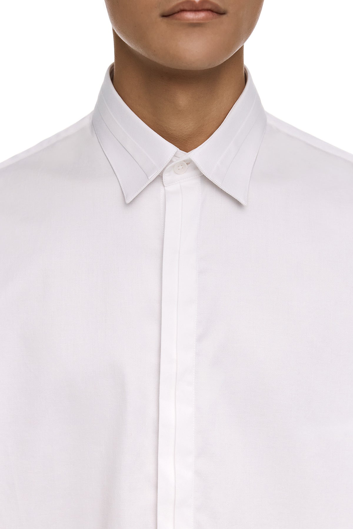 Regular Fit Essential Shirt