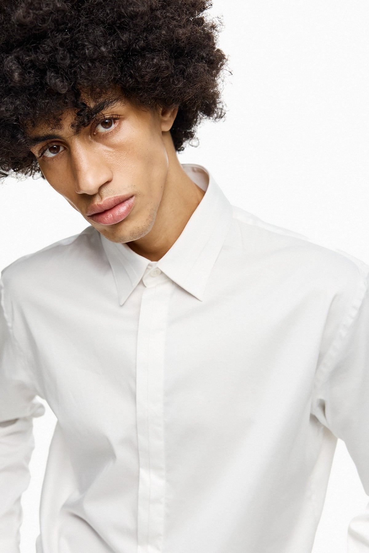 Regular Fit Essential Shirt