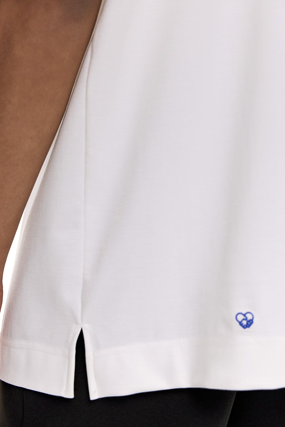 Minimal Tee