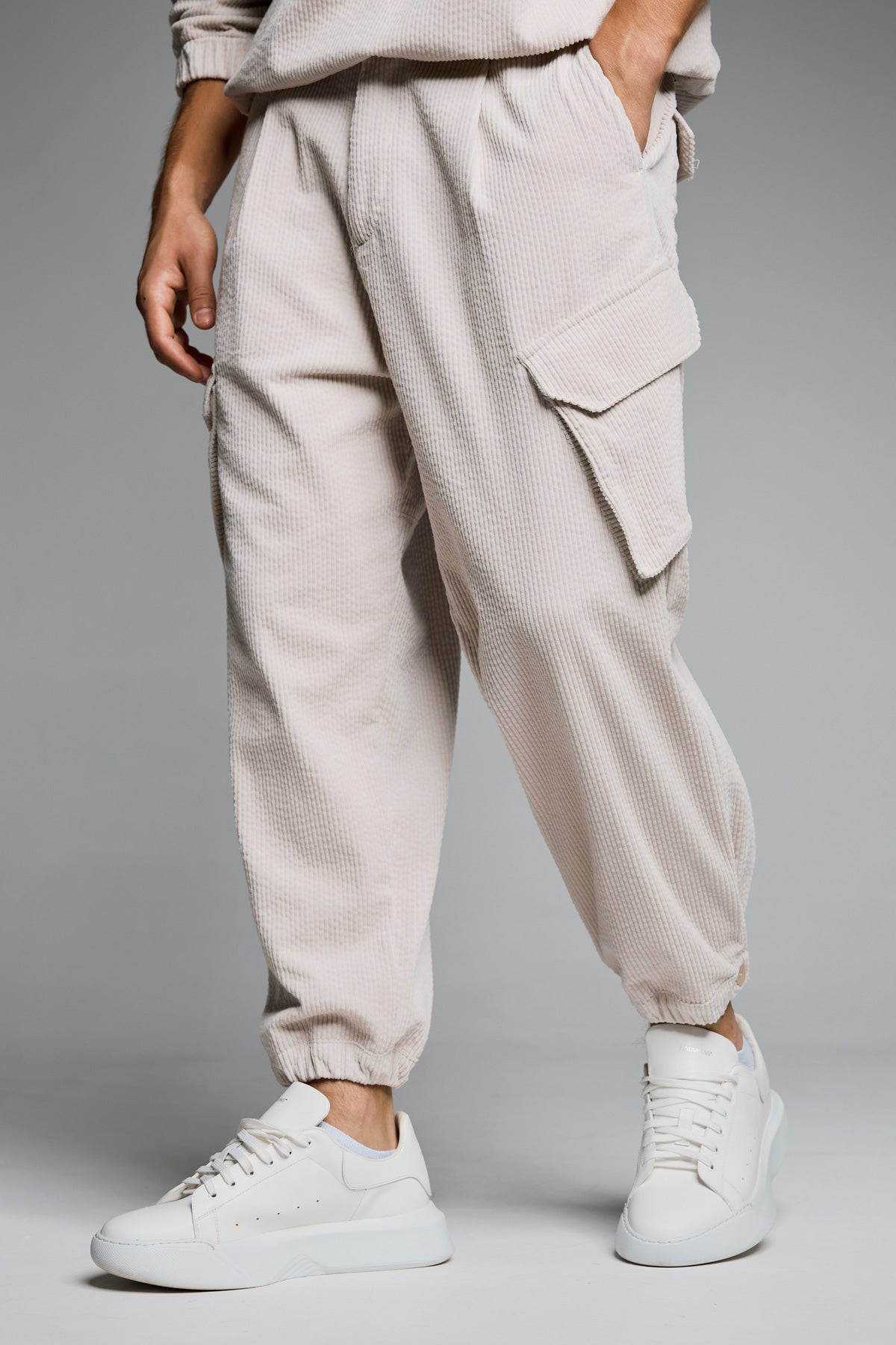 Essential Corduroy Cargo Pant