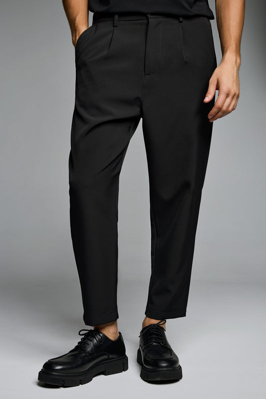 Essential Pleated Pant