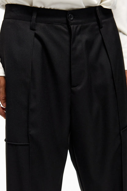 Straight Cut Essential Pant