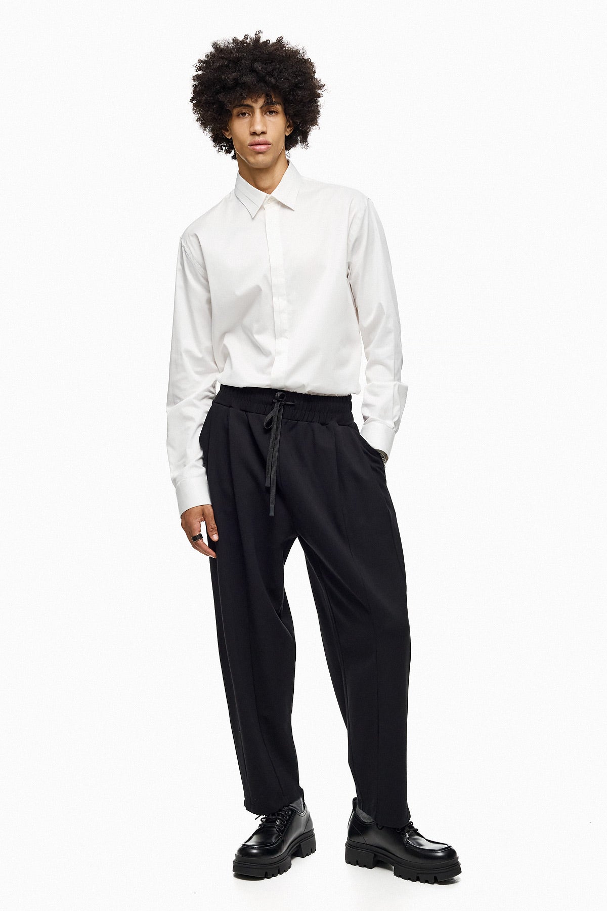 Regular Fit Essential Shirt