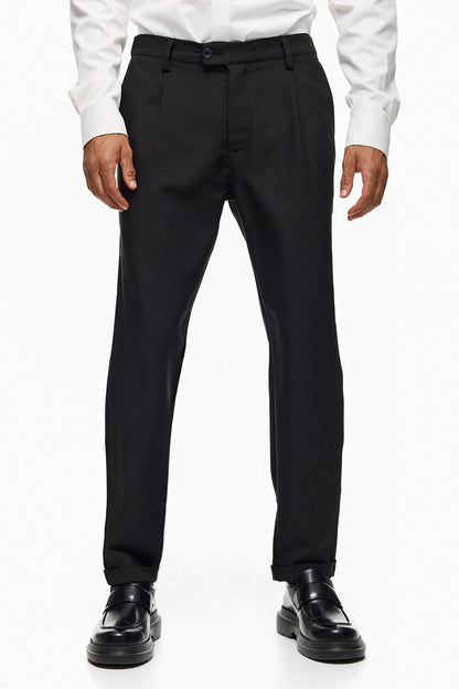 Pleated Tapered Trousers ENJU
