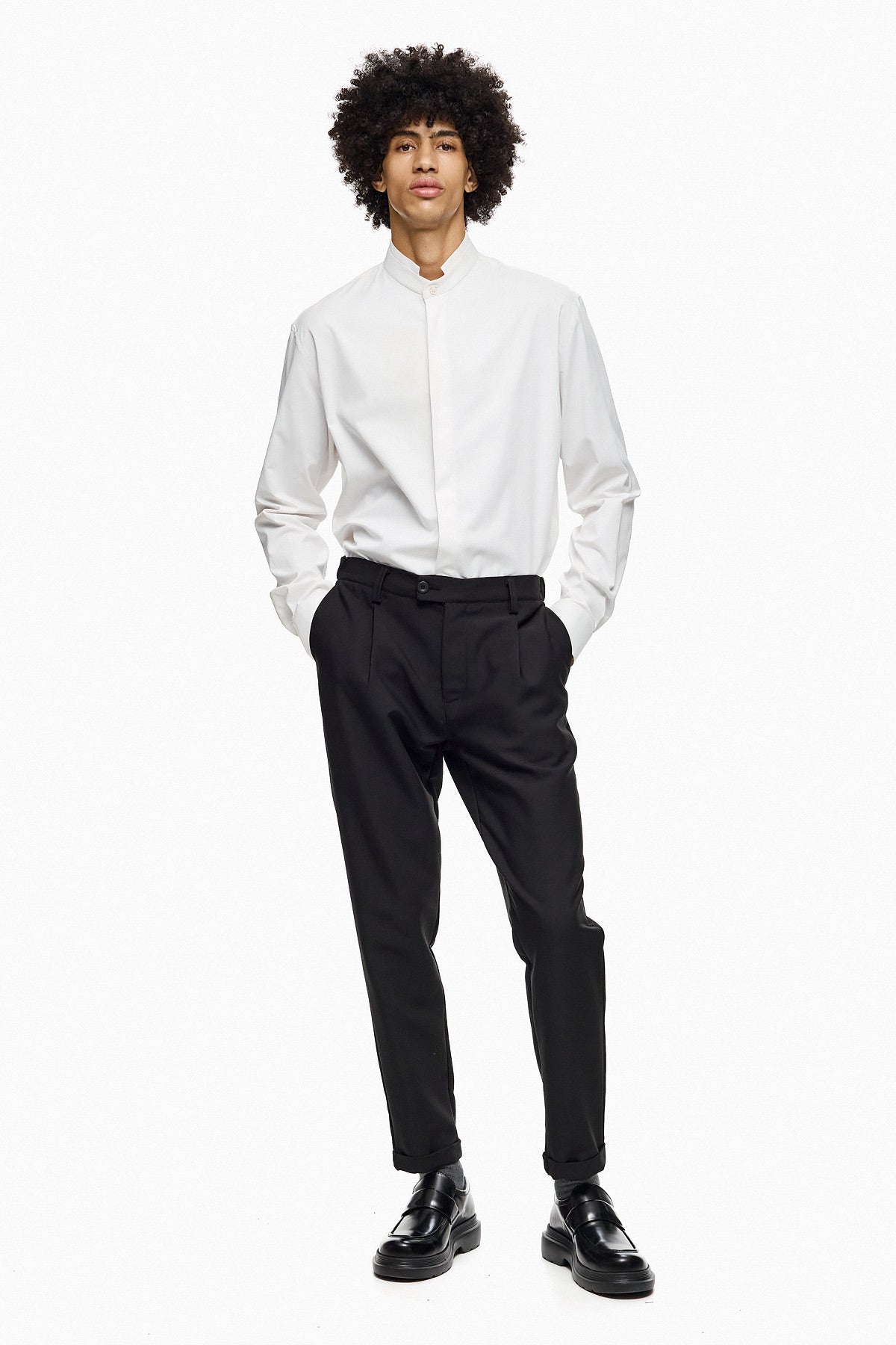Pleated Tapered Trousers ENJU