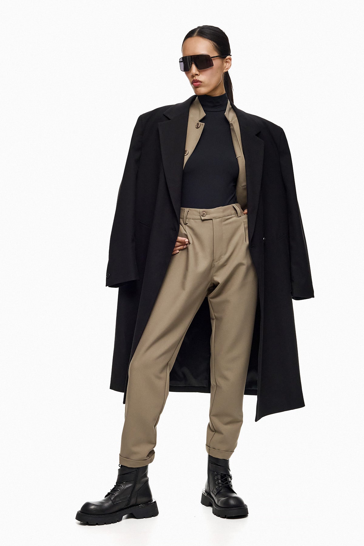 Pleated Tapered Trousers ENJU