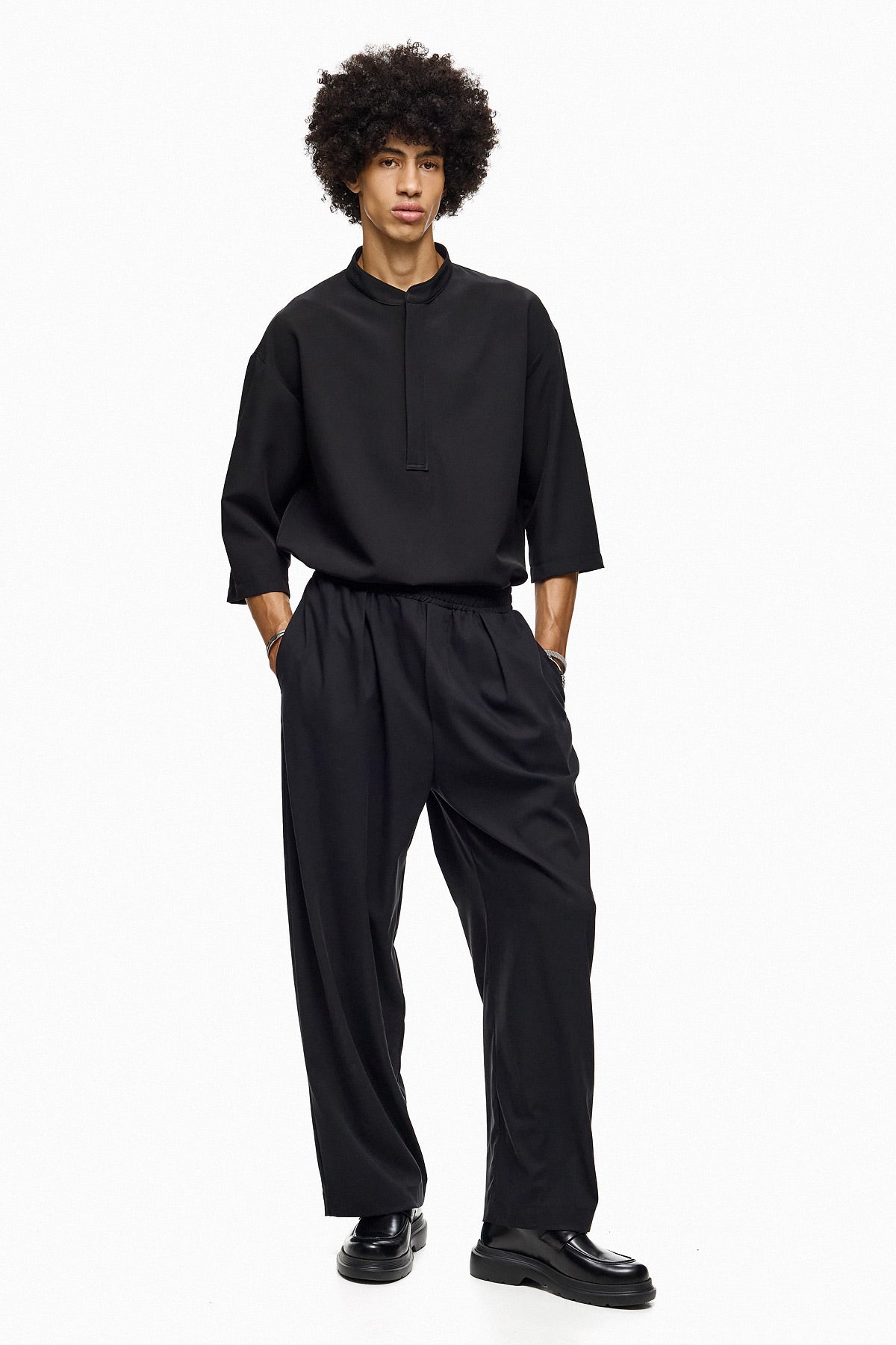 Wide-Leg Pleated Trousers with Elastic Waist AKI