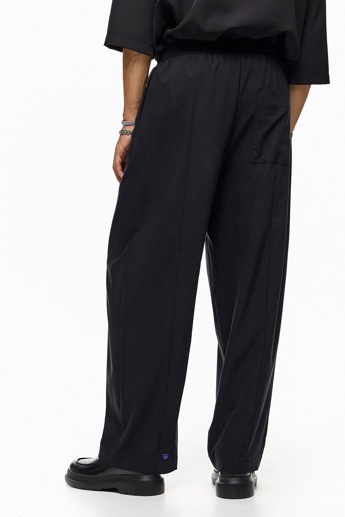 Wide-Leg Pleated Trousers with Elastic Waist AKI