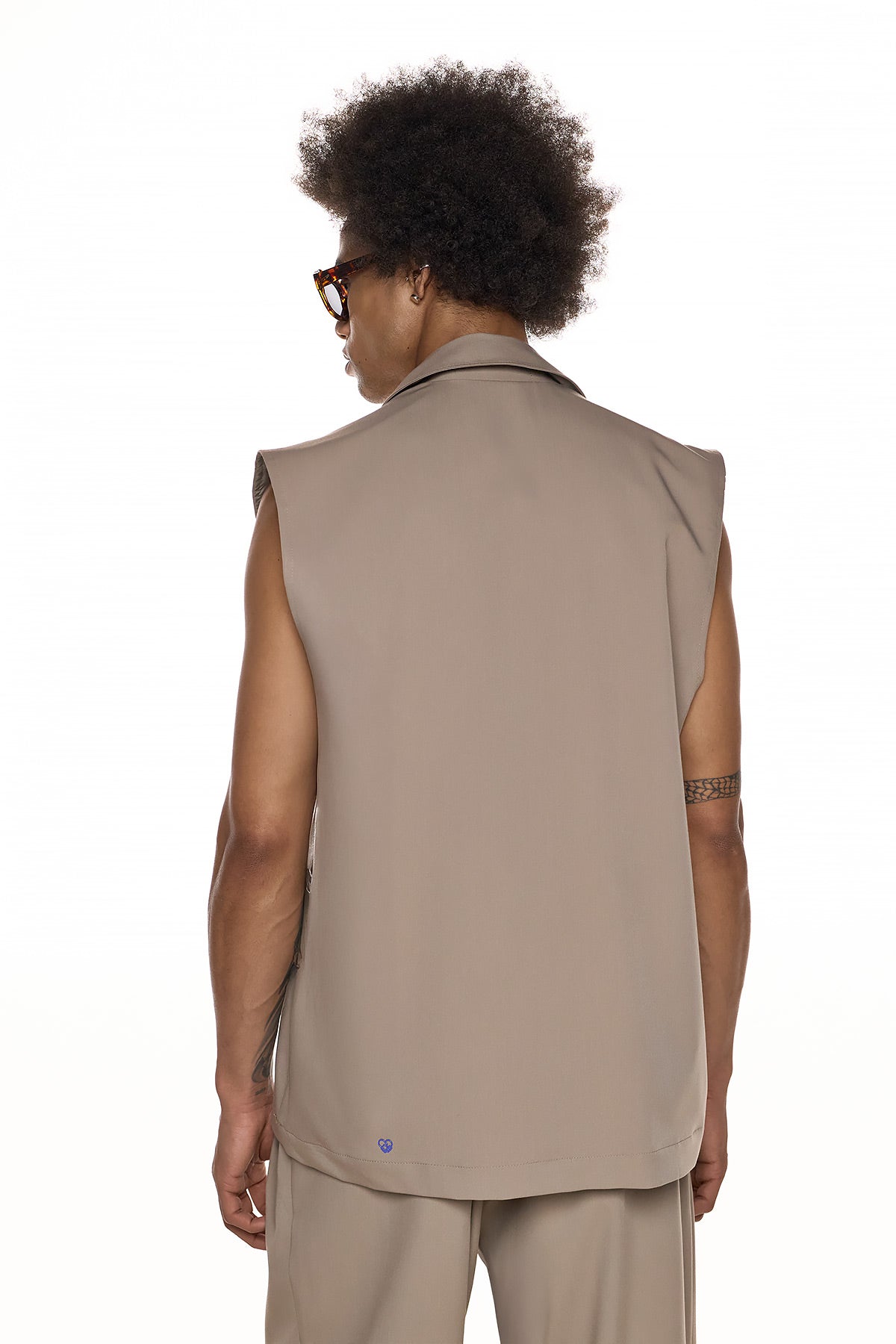 Sleeveless Double-Breasted Vest – ATSUSHI