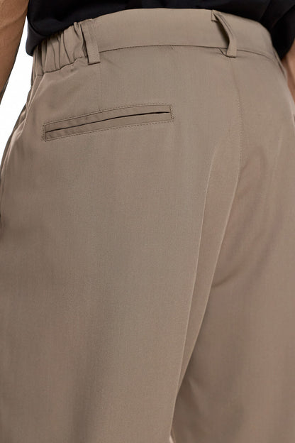 Tailored Pleated Straight-Leg Trousers – ATSUSHI