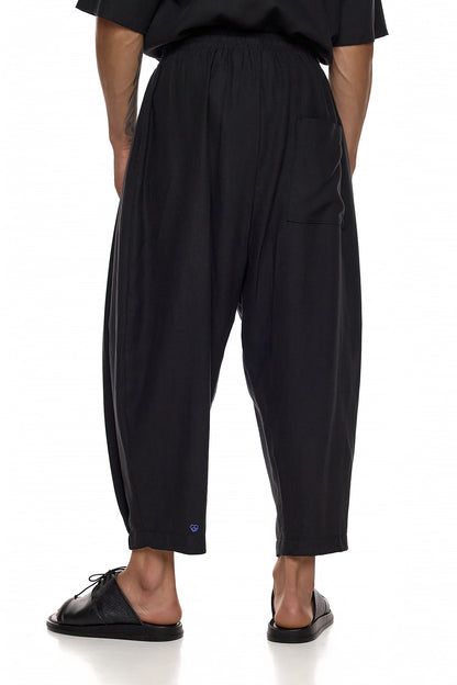 Relaxed Pleated Trousers with Drawstring – AMIDA
