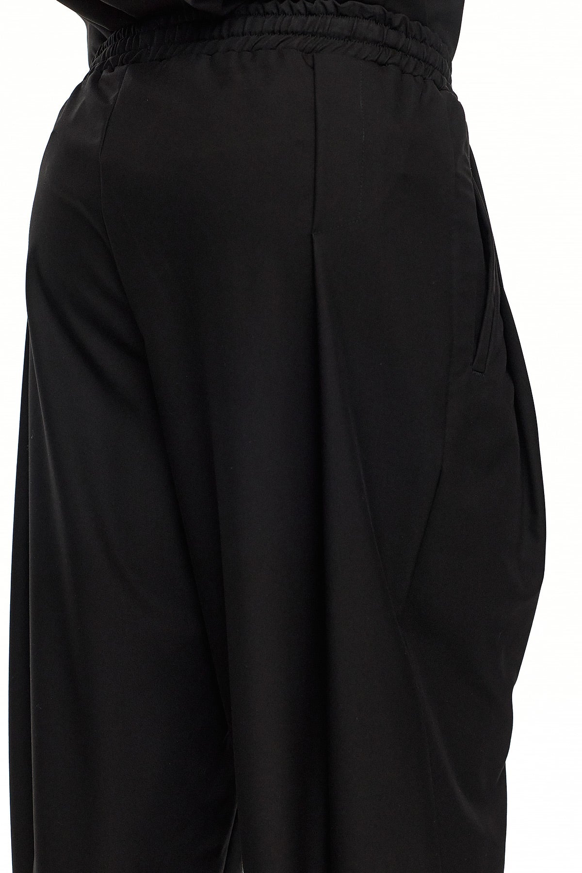 CHŌWA Relaxed Tapered Trousers – Black