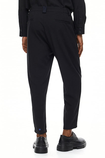 KODO Pleated Trousers – Black